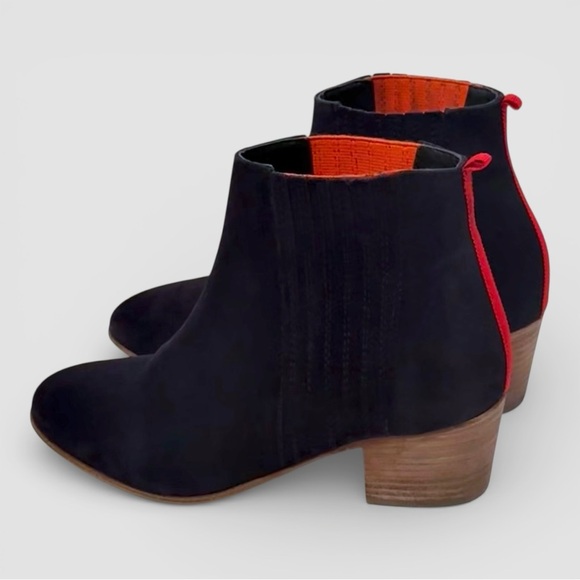 Boden Navy Suede Ankle Boots EU 38 US 7–7.5 Block Heel - Picture 10 of 10